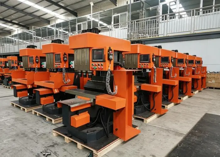 Servo control Three spindle Drilling and Tapping Machine finished machine in factory